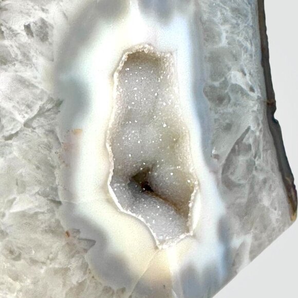 Agate Crystal bookends with Geode Center, Natural stone, Bookshelf Decor, Unique - Picture 9 of 16